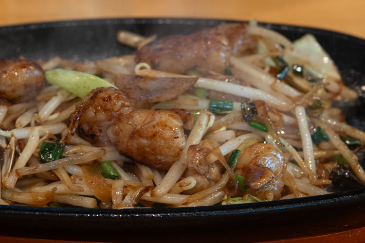 お好み焼き おりいち　ホルモン焼